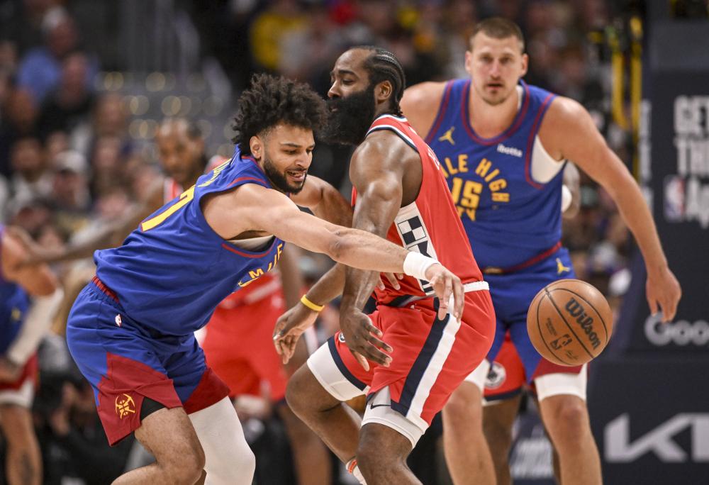 手时都游刃 手时都游刃